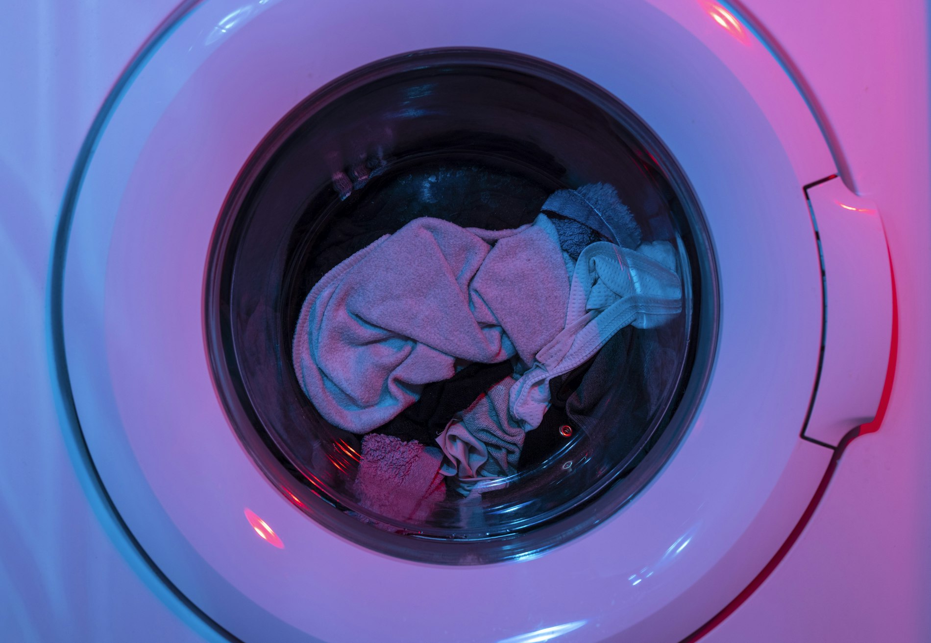 Effortless cleaning. Smart features.